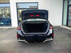 BMW 5 Series 530Li Luxury M Sport Package - ფოტო 7