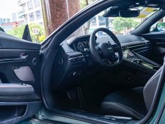 Aston Martin DB12 4.0T V8 Coupe - ფოტო 11