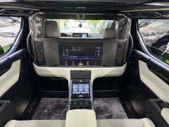 Lexus LM 2020 300h Four-Seat Royal Edition - ფოტო 20