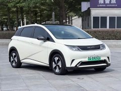 BYD Dolphin 420km Fashion Edition - ფოტო 3