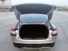 Xpeng Xiaopeng P7 480E - ფოტო 13