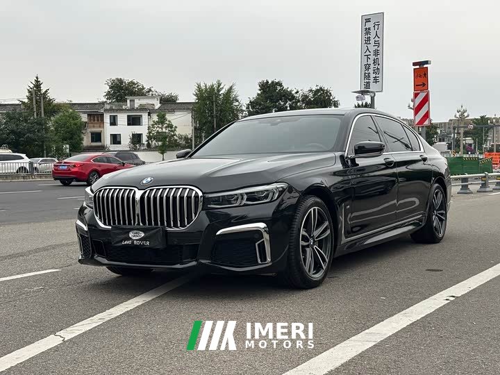 BMW 7 Series 730Li M Sport Package - ავტომობილი ჩინეთიდან