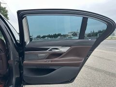 BMW 7 Series 730Li M Sport Package - ფოტო 20
