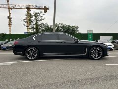 BMW 7 Series 730Li M Sport Package - ფოტო 4