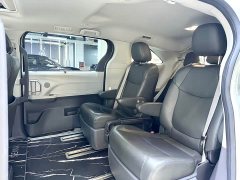 Toyota Sienna 2023 2.5L Hybrid Comfort Edition - ფოტო 10