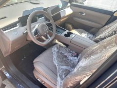 AITO Blue Electric E5 PLUS 230km Extended Range Ultra 7-Seater - ფოტო 11