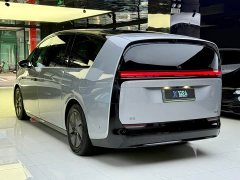 Li Auto Li Xiang MEGA Ultra - ფოტო 15