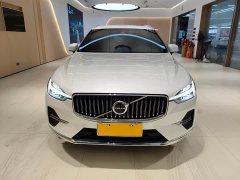 Volvo XC60 2023 B5 AWD Smart Remote Luxury Edition - ფოტო 3