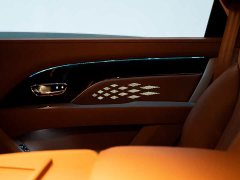 Bentley Bentayga 4.0T V8 Long Wheelbase - ფოტო 15