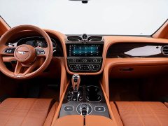 Bentley Bentayga 4.0T V8 Long Wheelbase - ფოტო 9