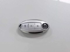 Nissan Murano 2.5L XL FWD Smart Connect Luxury - ფოტო 19