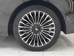 IM Motors Zhiji LS8 52 Max Tech Flagship 5-Seater - ფოტო 6