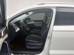 Volkswagen Touareg 300TSI Two-Wheel Drive Moonlight Edition - ფოტო 12