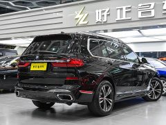 BMW X7 xDrive40i M Sport Luxury Package - ფოტო 8