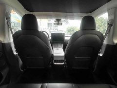 Tesla Model Y Long Range All-Wheel Drive - ფოტო 9