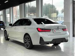 BMW 3 Series 320Li M Sport Package - ფოტო 4