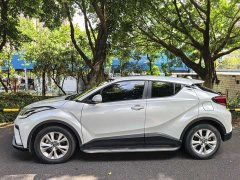 Toyota Yize IZOA 2021 2.0L Yixiang Edition - ფოტო 3