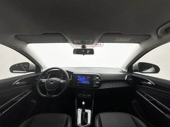 Volkswagen Jetta VS5 280TSI Automatic Deluxe Pro - ფოტო 10