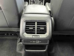Volkswagen Touareg 280TSI FWD Flagship Edition - ფოტო 10