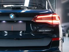 BMW X5 2022 xDrive 30Li Luxury M Sport Package - ფოტო 6