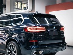 BMW X5 2022 xDrive 30Li Luxury M Sport Package - ფოტო 8