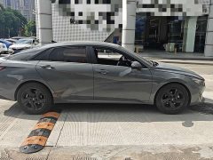 Hyundai Elantra 1.5L CVT Luxury - ფოტო 4