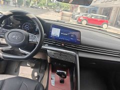 Hyundai Elantra 1.5L CVT Luxury - ფოტო 5