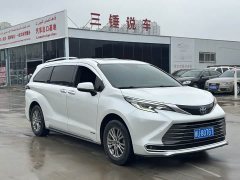 Toyota Sienna 2021 2.5L Hybrid Premium Edition - ფოტო 3
