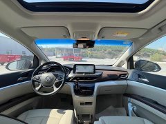 Buick GL8 Land Business Class 652T Luxury - ფოტო 12