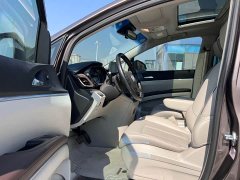 Buick GL8 Land Business Class 652T Luxury - ფოტო 9