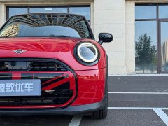 BMW MINI 2025 1.5T COOPER Classic 3-Door - ფოტო 5
