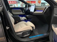 Volvo XC70 Plug-in Hybrid AWD Extended Range Plus - ფოტო 7