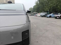 Li Auto Li Xiang MEGA Ultra - ფოტო 12