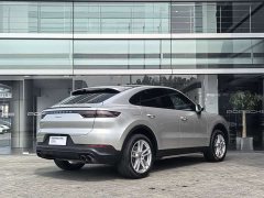 Porsche Cayenne Coupé 3.0T - ფოტო 4