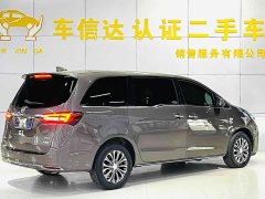 Buick GL8 Land Executive Cabin 652T Luxury - ფოტო 2