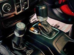 Jeep Wrangler 2.0T Sahara Four-Door - ფოტო 15