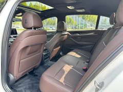 BMW 5 Series 525Li M Sport Package - ფოტო 7