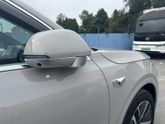 Li Auto L6 Pro - ფოტო 16
