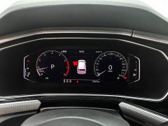 Volkswagen Tacqua Touran 200TSI DSG Smart Connected Edition - ფოტო 12