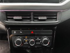 Volkswagen Tacqua Touran 200TSI DSG Smart Connected Edition - ფოტო 14