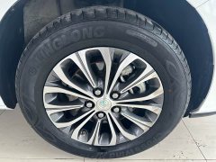 Buick GL8 Land Official Business Class 652T Comfort Edition - ფოტო 13