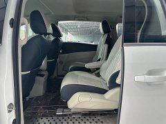 Buick GL8 Land Official Business Class 652T Comfort Edition - ფოტო 9