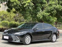 Toyota Camry 2.0G Luxury - ფოტო 1
