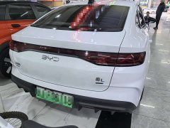 BYD Qin L DM-i Smart Drive Edition 120KM Superior - ფოტო 5
