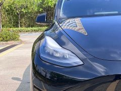 Tesla Model Y Long Range All-Wheel Drive - ფოტო 14