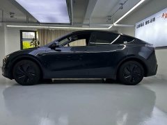 Tesla Model Y Rear-Wheel Drive - ფოტო 8