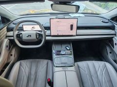 Geely Galaxy Xingyao 8 130km EM-i Premium Edition - ფოტო 6