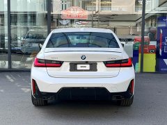 BMW 3 Series 330i M Sport Midnight Edition Package - ფოტო 4