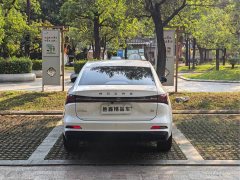 SAIC MG i5 2023 1.5L Manual Superior Edition - ფოტო 5