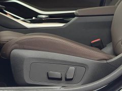 BMW 3 Series 2024 320i M Sport Package - ფოტო 14